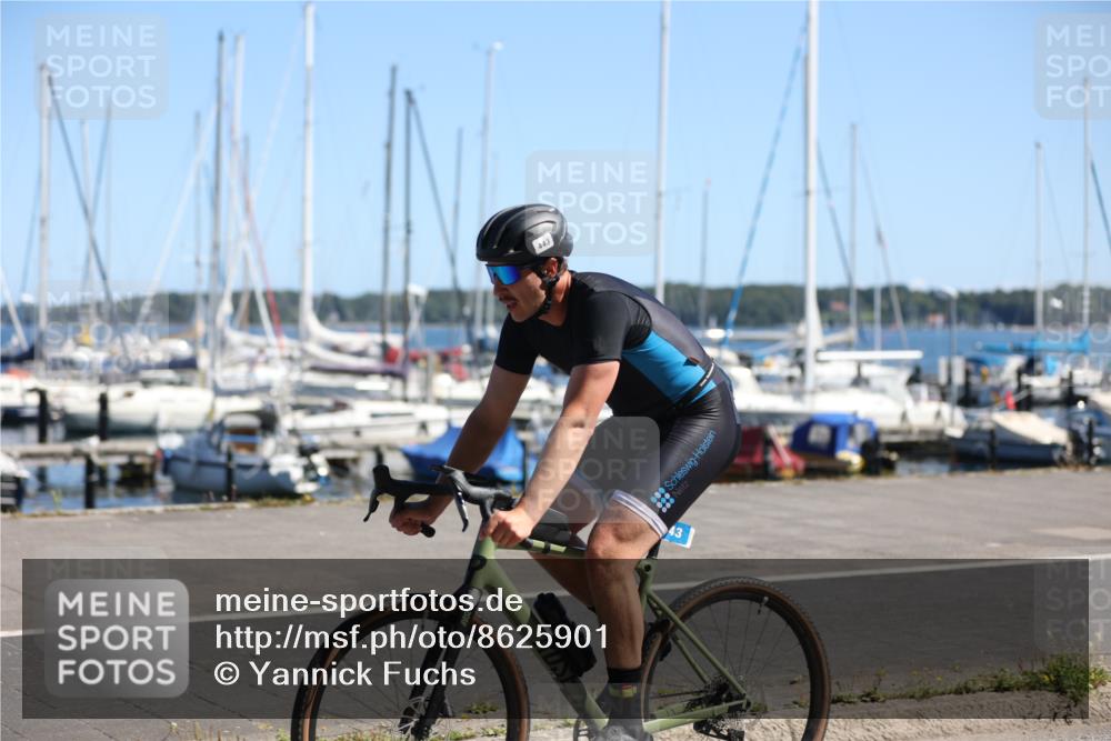 17.08.2025 - KN Förde Triathlon 2025 Yannick Fuchs http://msf.ph/oto/8625901 17.08.2025 12:54:54 Radfahren 396, 401, 411, 418, 435, 443, 461, 462, 483, 498, 443 meine-sportfotos.de