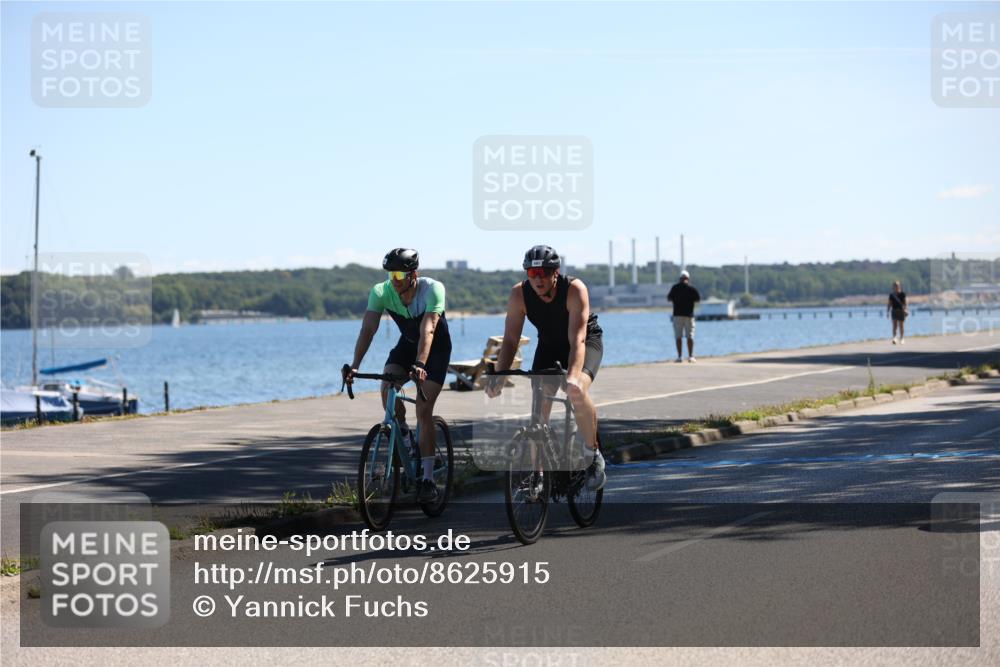 17.08.2025 - KN Förde Triathlon 2025 Yannick Fuchs http://msf.ph/oto/8625915 17.08.2025 12:55:11 Radfahren 432, 476, 482, 491, 493, 418, 436, 462, 471, 509 meine-sportfotos.de