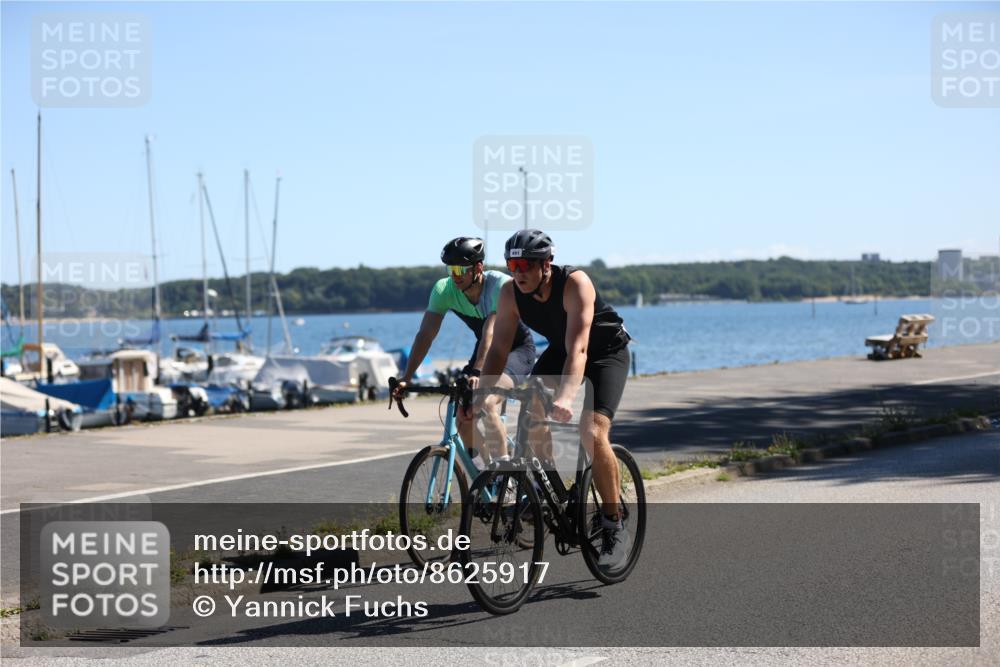 17.08.2025 - KN Förde Triathlon 2025 Yannick Fuchs http://msf.ph/oto/8625917 17.08.2025 12:55:11 Radfahren 432, 476, 482, 491, 493, 418, 436, 462, 471, 509 meine-sportfotos.de