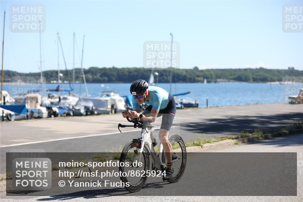 17.08.2025 - KN Förde Triathlon 2025 Yannick Fuchs http://msf.ph/oto/8625924 17.08.2025 12:55:25 Radfahren 406, 421, 465 meine-sportfotos.de