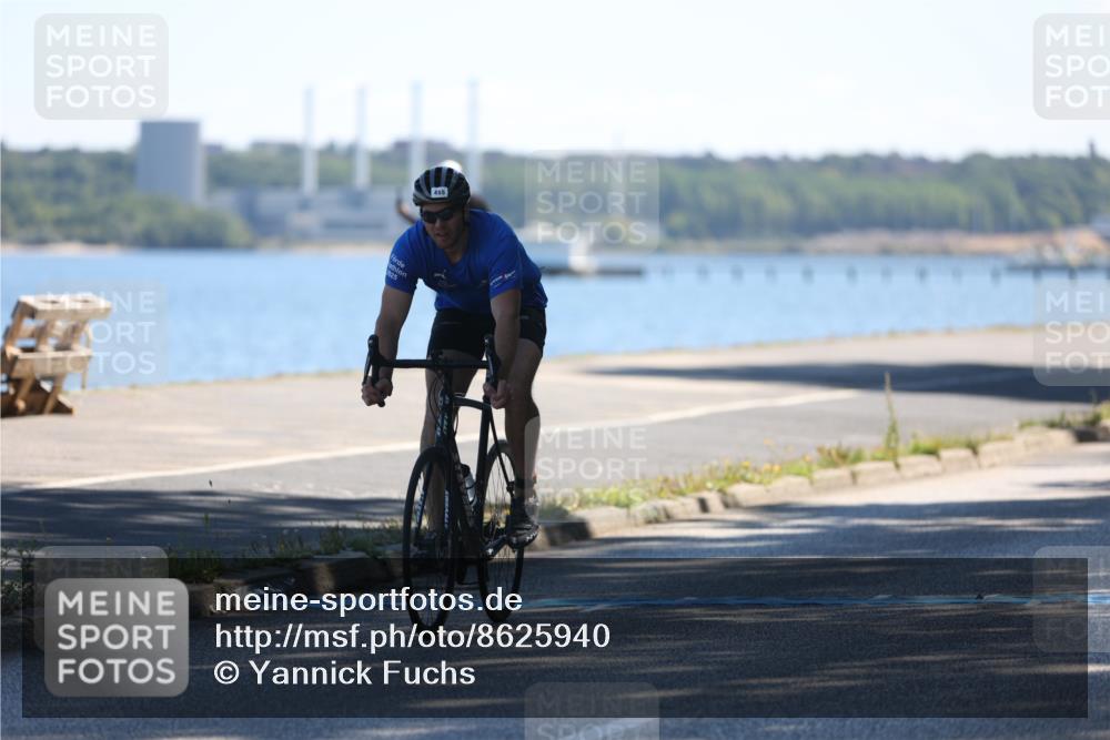17.08.2025 - KN Förde Triathlon 2025 Yannick Fuchs http://msf.ph/oto/8625940 17.08.2025 12:55:39 Radfahren 357, 398, 414, 455, 475 meine-sportfotos.de