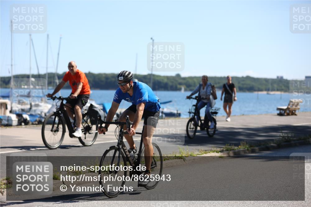 17.08.2025 - KN Förde Triathlon 2025 Yannick Fuchs http://msf.ph/oto/8625943 17.08.2025 12:55:40 Radfahren 357, 398, 409, 414, 455, 475 meine-sportfotos.de
