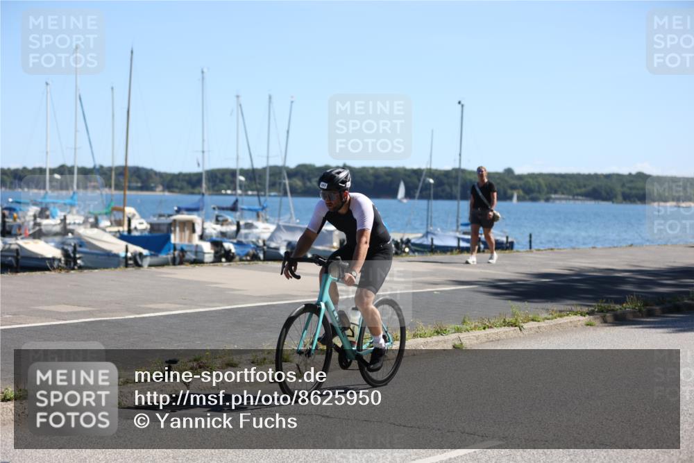 17.08.2025 - KN Förde Triathlon 2025 Yannick Fuchs http://msf.ph/oto/8625950 17.08.2025 12:55:44 Radfahren 357, 398, 409, 475, 544, 357, 414, 455 meine-sportfotos.de