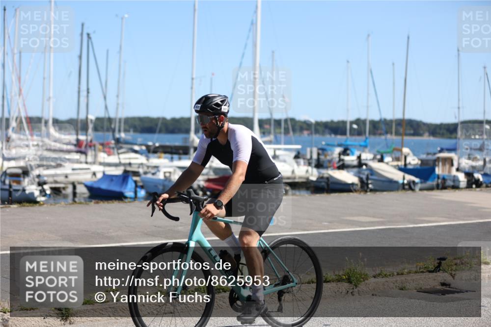 17.08.2025 - KN Förde Triathlon 2025 Yannick Fuchs http://msf.ph/oto/8625953 17.08.2025 12:55:45 Radfahren 398, 409, 475, 544, 357, 414, 455 meine-sportfotos.de