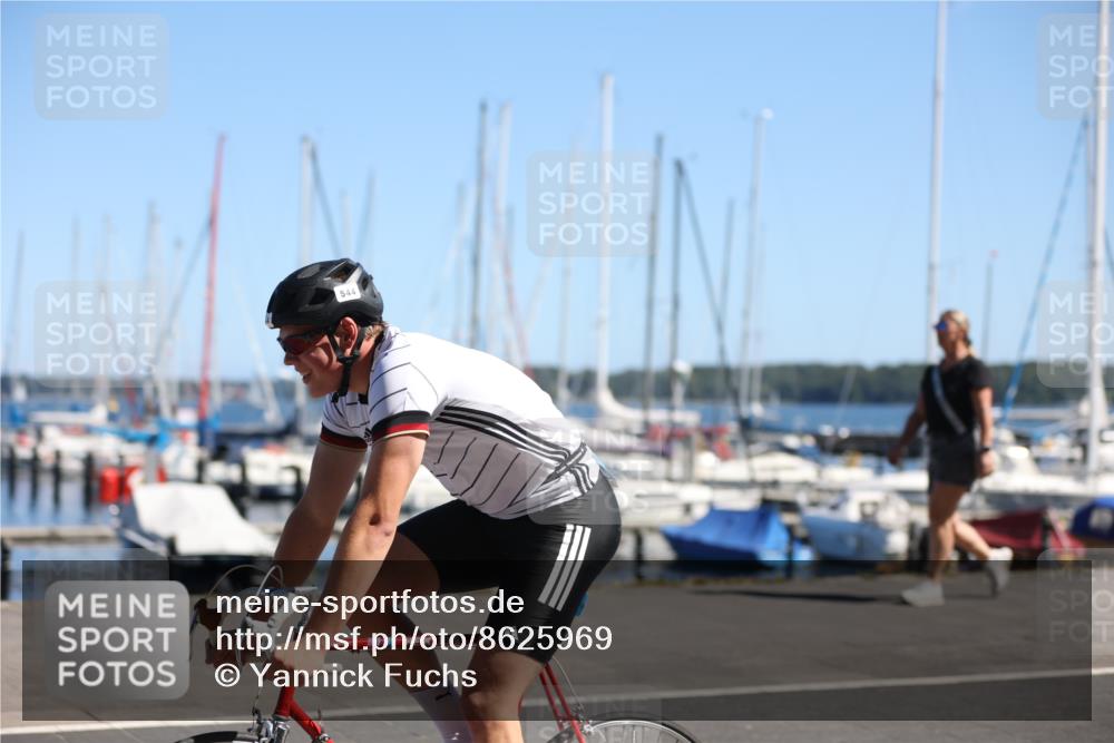 17.08.2025 - KN Förde Triathlon 2025 Yannick Fuchs http://msf.ph/oto/8625969 17.08.2025 12:55:53 Radfahren 453, 470, 490, 544, 409, 475, 544 meine-sportfotos.de