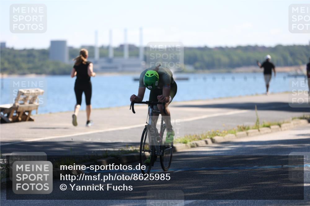17.08.2025 - KN Förde Triathlon 2025 Yannick Fuchs http://msf.ph/oto/8625985 17.08.2025 12:56:16 Radfahren 479, 486, 548 meine-sportfotos.de