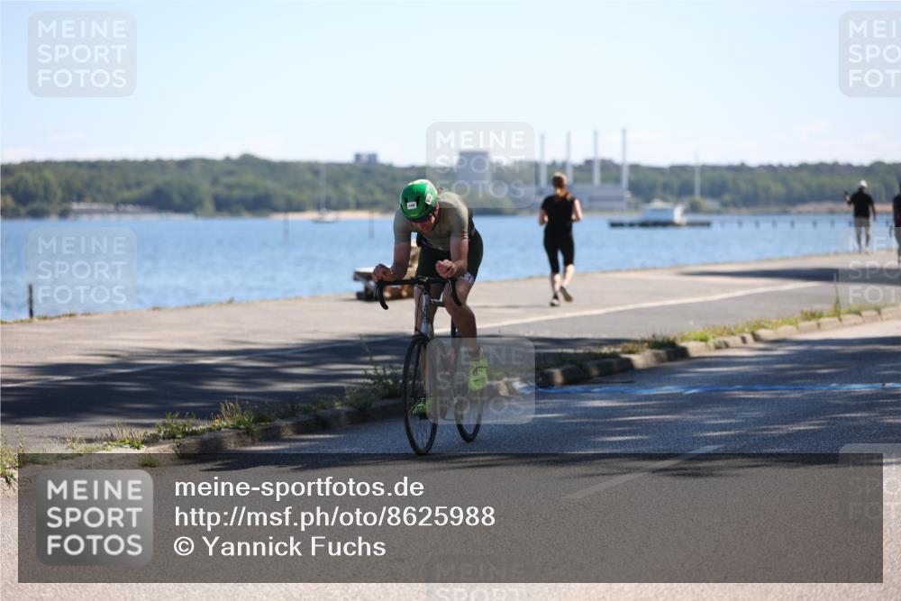 17.08.2025 - KN Förde Triathlon 2025 Yannick Fuchs http://msf.ph/oto/8625988 17.08.2025 12:56:17 Radfahren 415, 479, 486, 548 meine-sportfotos.de