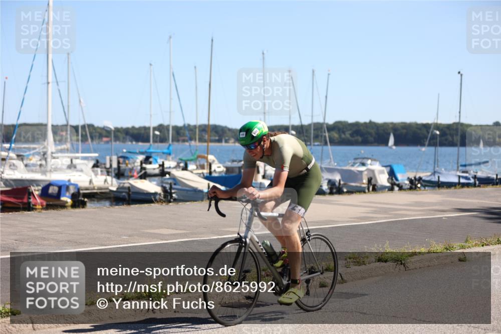 17.08.2025 - KN Förde Triathlon 2025 Yannick Fuchs http://msf.ph/oto/8625992 17.08.2025 12:56:18 Radfahren 415, 479, 486, 548, 479, 548 meine-sportfotos.de