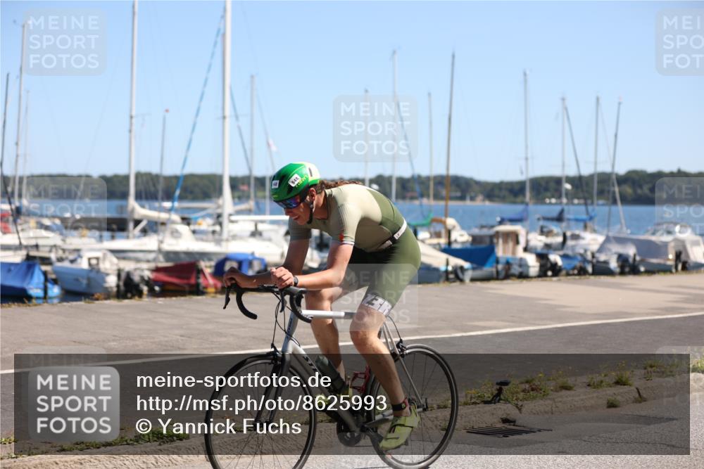 17.08.2025 - KN Förde Triathlon 2025 Yannick Fuchs http://msf.ph/oto/8625993 17.08.2025 12:56:18 Radfahren 415, 479, 486, 548, 479, 548 meine-sportfotos.de