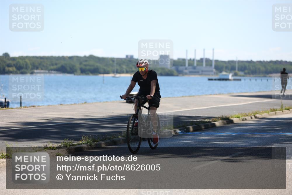 17.08.2025 - KN Förde Triathlon 2025 Yannick Fuchs http://msf.ph/oto/8626005 17.08.2025 12:56:24 Radfahren 415, 422, 443, 486, 501, 505, 506, 513, 479, 548 meine-sportfotos.de