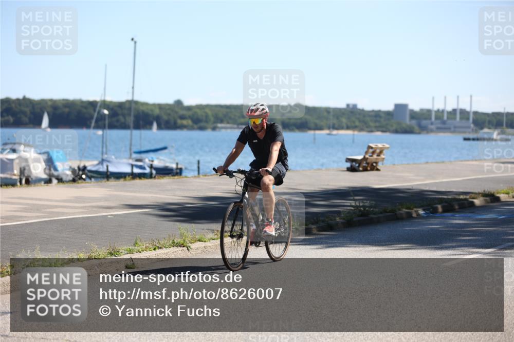 17.08.2025 - KN Förde Triathlon 2025 Yannick Fuchs http://msf.ph/oto/8626007 17.08.2025 12:56:24 Radfahren 415, 422, 443, 486, 501, 505, 506, 513, 479, 548 meine-sportfotos.de