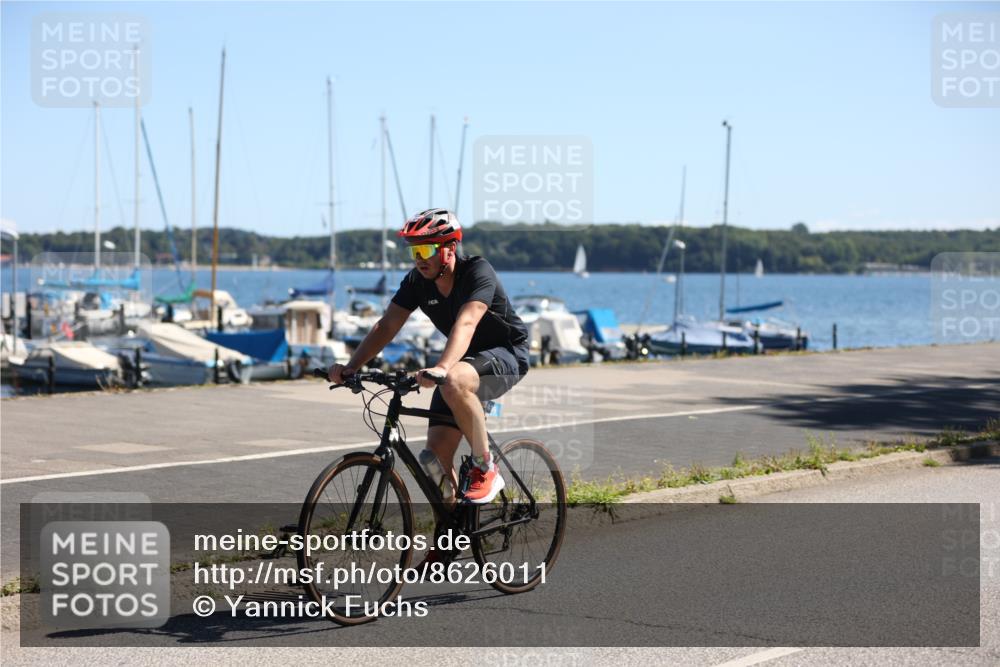 17.08.2025 - KN Förde Triathlon 2025 Yannick Fuchs http://msf.ph/oto/8626011 17.08.2025 12:56:25 Radfahren 407, 415, 422, 443, 486, 487, 501, 505, 506, 513, 486 meine-sportfotos.de