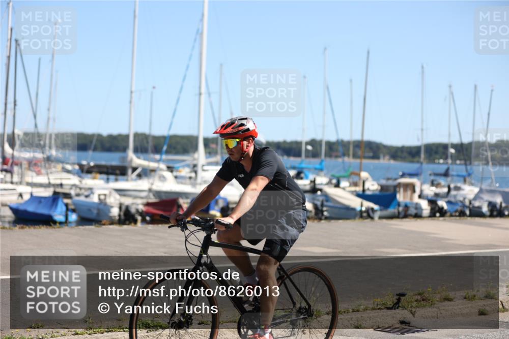 17.08.2025 - KN Förde Triathlon 2025 Yannick Fuchs http://msf.ph/oto/8626013 17.08.2025 12:56:25 Radfahren 407, 415, 422, 443, 486, 487, 501, 505, 506, 513, 486 meine-sportfotos.de