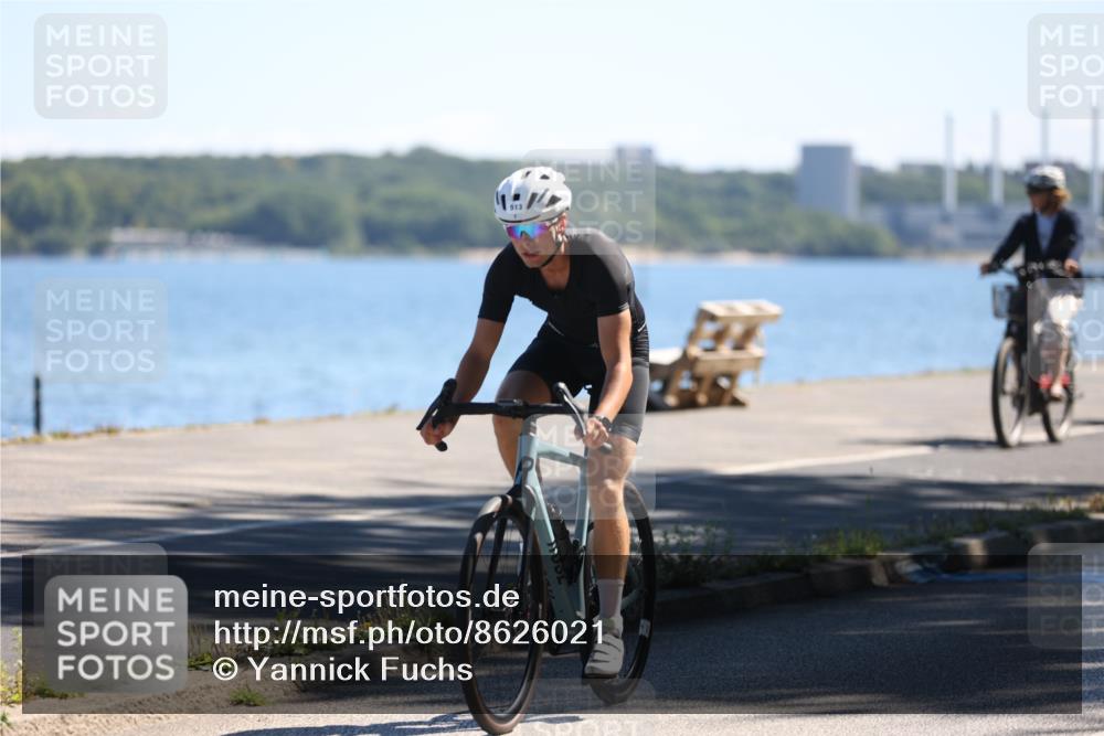 17.08.2025 - KN Förde Triathlon 2025 Yannick Fuchs http://msf.ph/oto/8626021 17.08.2025 12:56:32 Radfahren 396, 407, 422, 443, 487, 498, 500, 501, 505, 506, 507, 513, 415 meine-sportfotos.de