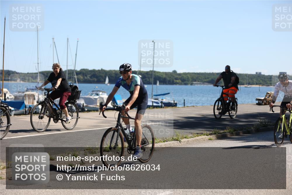 17.08.2025 - KN Förde Triathlon 2025 Yannick Fuchs http://msf.ph/oto/8626034 17.08.2025 12:56:36 Radfahren 396, 407, 422, 462, 480, 487, 496, 498, 500, 504, 505, 507, 422, 443, 501, 505, 506, 513 meine-sportfotos.de