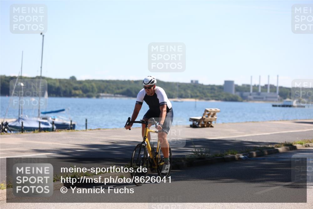 17.08.2025 - KN Förde Triathlon 2025 Yannick Fuchs http://msf.ph/oto/8626041 17.08.2025 12:56:39 Radfahren 396, 420, 462, 477, 480, 496, 498, 500, 504, 507, 396, 407, 422, 443, 487, 501, 505, 506, 513 meine-sportfotos.de