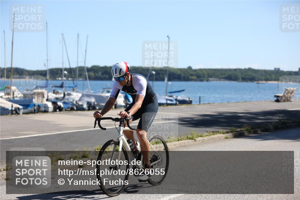 17.08.2025 - KN Förde Triathlon 2025 Yannick Fuchs http://msf.ph/oto/8626055 17.08.2025 12:56:51 Radfahren 406, 420, 477, 482, 491, 525, 420, 462, 477, 480, 496, 504 meine-sportfotos.de