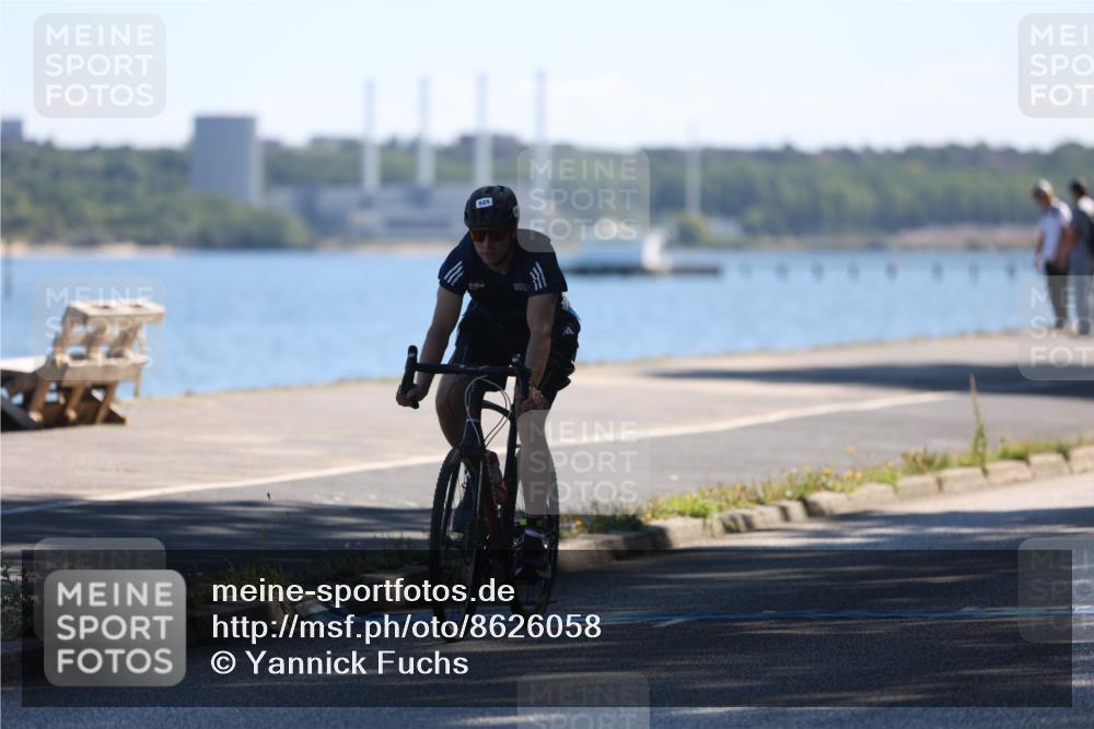 17.08.2025 - KN Förde Triathlon 2025 Yannick Fuchs http://msf.ph/oto/8626058 17.08.2025 12:57:01 Radfahren 419, 438, 525, 482 meine-sportfotos.de