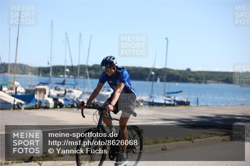 17.08.2025 - KN Förde Triathlon 2025 Yannick Fuchs http://msf.ph/oto/8626068 17.08.2025 12:57:08 Radfahren 414, 419, 421, 438, 438, 525 meine-sportfotos.de