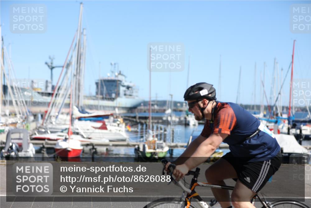 17.08.2025 - KN Förde Triathlon 2025 Yannick Fuchs http://msf.ph/oto/8626088 17.08.2025 12:57:28 Radfahren 357, 397, 544, 410, 413, 417, 455 meine-sportfotos.de