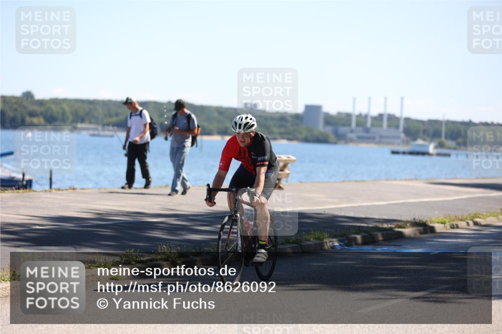17.08.2025 - KN Förde Triathlon 2025 Yannick Fuchs http://msf.ph/oto/8626092 17.08.2025 12:57:33 Radfahren 357, 397, 423, 529, 544, 410, 413 meine-sportfotos.de