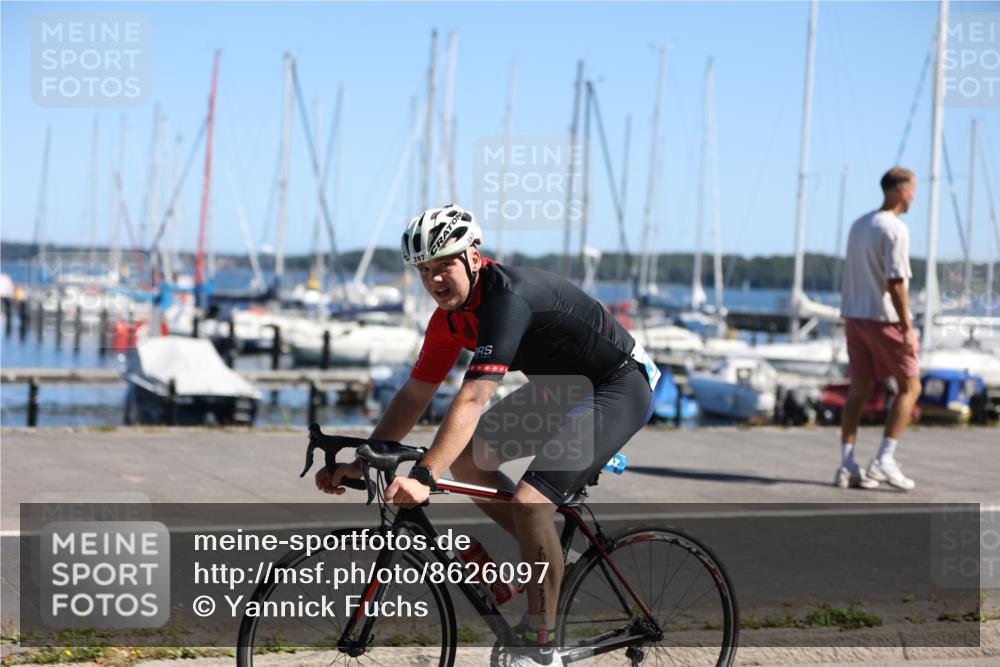 17.08.2025 - KN Förde Triathlon 2025 Yannick Fuchs http://msf.ph/oto/8626097 17.08.2025 12:57:35 Radfahren 397, 423, 427, 529, 544, 357, 397 meine-sportfotos.de