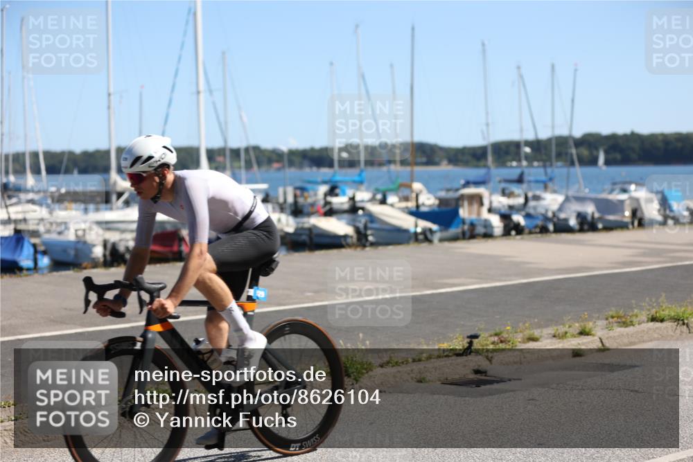 17.08.2025 - KN Förde Triathlon 2025 Yannick Fuchs http://msf.ph/oto/8626104 17.08.2025 12:57:41 Radfahren 423, 427, 490, 529, 532, 397, 529, 544 meine-sportfotos.de