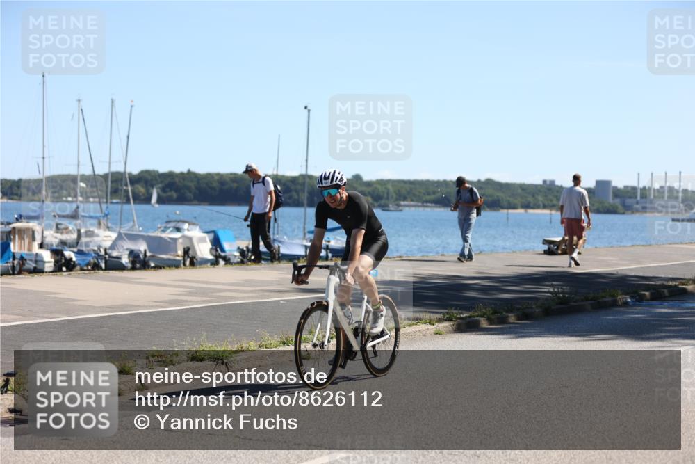 17.08.2025 - KN Förde Triathlon 2025 Yannick Fuchs http://msf.ph/oto/8626112 17.08.2025 12:57:46 Radfahren 415, 427, 490, 492, 532, 548, 423, 427, 529, 544 meine-sportfotos.de
