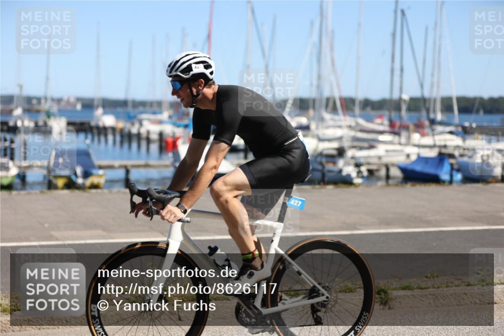 17.08.2025 - KN Förde Triathlon 2025 Yannick Fuchs http://msf.ph/oto/8626117 17.08.2025 12:57:47 Radfahren 415, 490, 492, 532, 548, 423, 427, 529 meine-sportfotos.de