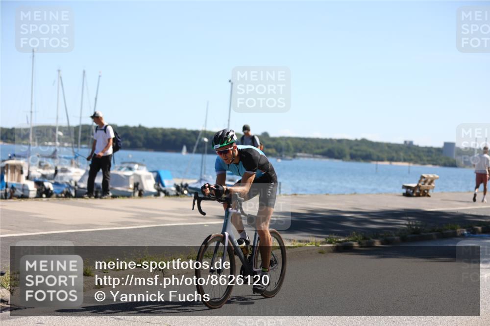 17.08.2025 - KN Förde Triathlon 2025 Yannick Fuchs http://msf.ph/oto/8626120 17.08.2025 12:57:49 Radfahren 415, 422, 492, 532, 548, 423, 427, 490 meine-sportfotos.de