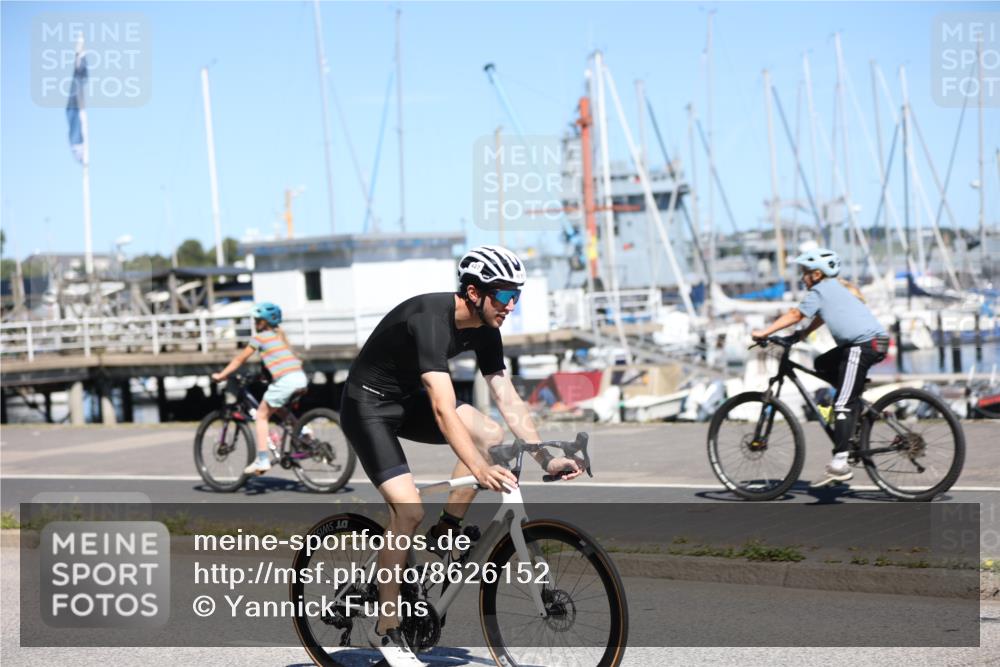 17.08.2025 - KN Förde Triathlon 2025 Yannick Fuchs http://msf.ph/oto/8626152 17.08.2025 12:59:16 Radfahren 397, 410, 423, 424, 427, 519, 529, 532, 397, 431, 447 meine-sportfotos.de