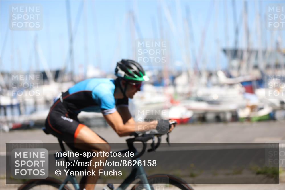 17.08.2025 - KN Förde Triathlon 2025 Yannick Fuchs http://msf.ph/oto/8626158 17.08.2025 12:59:19 Radfahren 410, 423, 424, 427, 529, 532, 397, 410, 431, 519, 529 meine-sportfotos.de