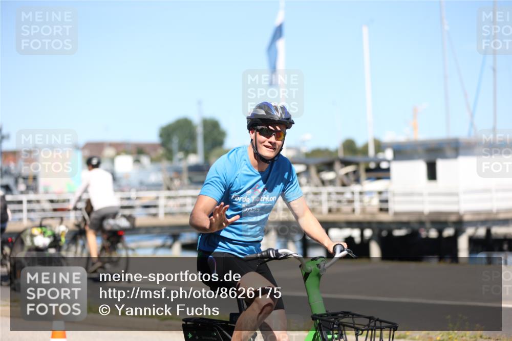 17.08.2025 - KN Förde Triathlon 2025 Yannick Fuchs http://msf.ph/oto/8626175 17.08.2025 13:00:01 Radfahren 416, 425, 492, 508, 528, 428, 454 meine-sportfotos.de