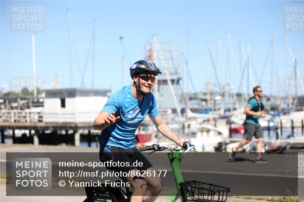 17.08.2025 - KN Förde Triathlon 2025 Yannick Fuchs http://msf.ph/oto/8626177 17.08.2025 13:00:02 Radfahren 416, 425, 492, 508, 528, 428, 454 meine-sportfotos.de