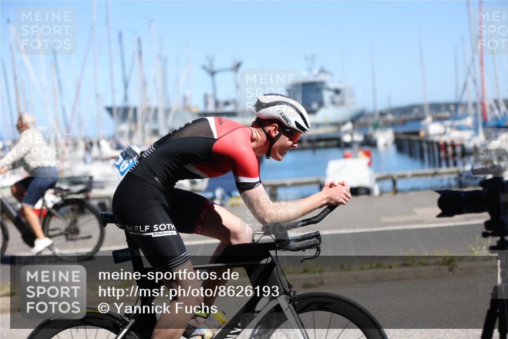 17.08.2025 - KN Förde Triathlon 2025 Yannick Fuchs http://msf.ph/oto/8626193 17.08.2025 13:00:15 Radfahren 439, 441, 442, 445, 450, 456, 466, 502, 527, 508 meine-sportfotos.de