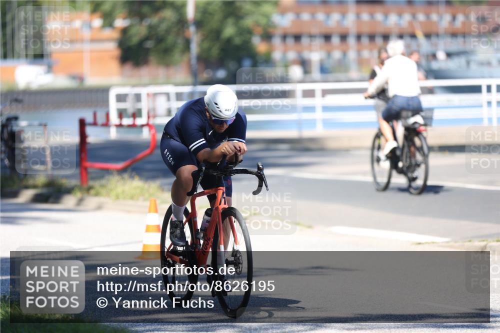 17.08.2025 - KN Förde Triathlon 2025 Yannick Fuchs http://msf.ph/oto/8626195 17.08.2025 13:00:20 Radfahren 439, 441, 442, 445, 450, 456, 478, 502, 527, 445, 466 meine-sportfotos.de