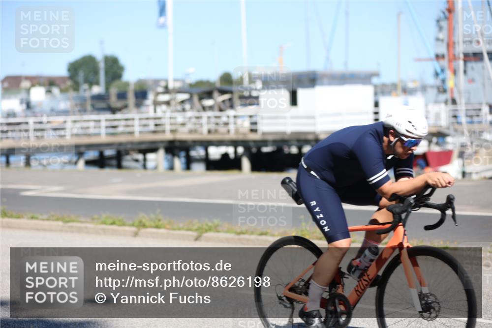 17.08.2025 - KN Förde Triathlon 2025 Yannick Fuchs http://msf.ph/oto/8626198 17.08.2025 13:00:21 Radfahren 439, 441, 442, 450, 456, 478, 502, 527, 445, 466 meine-sportfotos.de