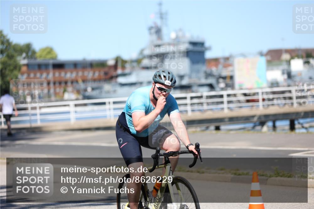 17.08.2025 - KN Förde Triathlon 2025 Yannick Fuchs http://msf.ph/oto/8626229 17.08.2025 13:00:52 Radfahren 404, 424, 484, 519, 395 meine-sportfotos.de