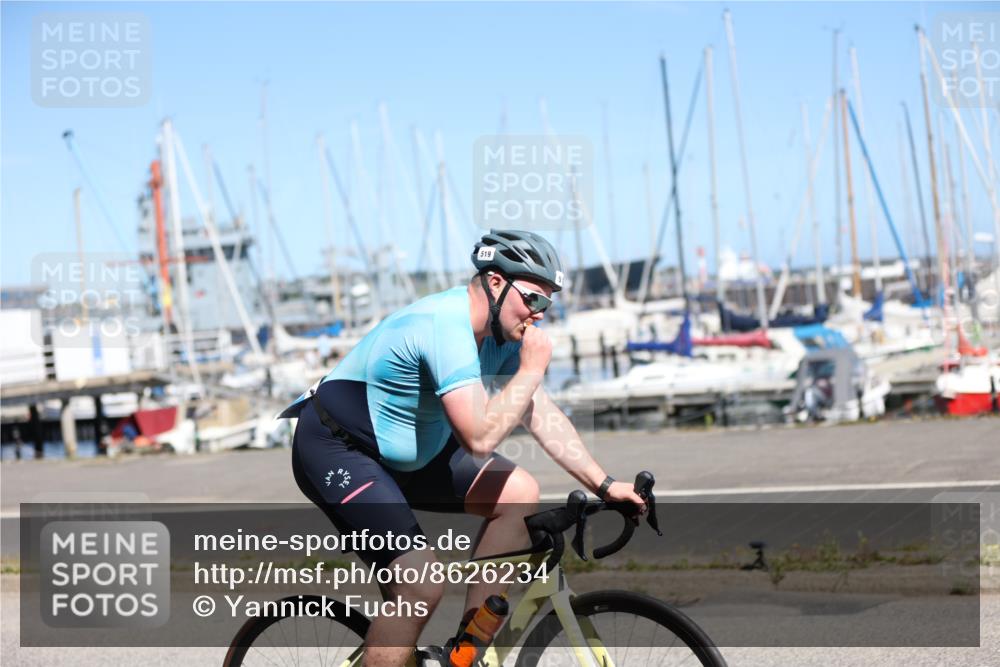 17.08.2025 - KN Förde Triathlon 2025 Yannick Fuchs http://msf.ph/oto/8626234 17.08.2025 13:00:53 Radfahren 404, 424, 484, 519, 395 meine-sportfotos.de