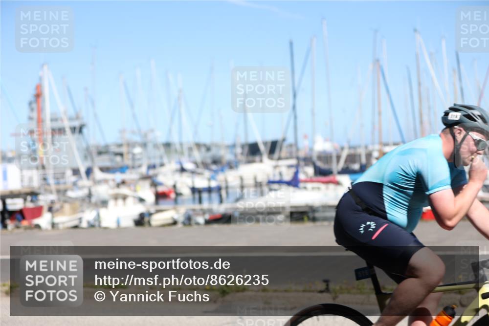 17.08.2025 - KN Förde Triathlon 2025 Yannick Fuchs http://msf.ph/oto/8626235 17.08.2025 13:00:53 Radfahren 404, 424, 484, 519, 395 meine-sportfotos.de