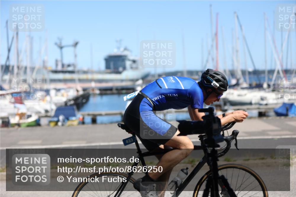 17.08.2025 - KN Förde Triathlon 2025 Yannick Fuchs http://msf.ph/oto/8626250 17.08.2025 13:01:08 Radfahren 433, 434, 440, 472, 515, 472, 484 meine-sportfotos.de