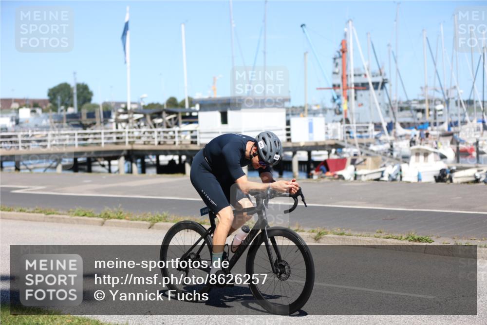 17.08.2025 - KN Förde Triathlon 2025 Yannick Fuchs http://msf.ph/oto/8626257 17.08.2025 13:01:17 Radfahren 425, 428, 434, 440, 446, 454, 457, 511, 517, 433, 515 meine-sportfotos.de