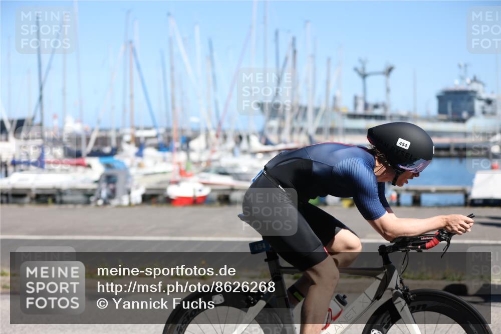 17.08.2025 - KN Förde Triathlon 2025 Yannick Fuchs http://msf.ph/oto/8626268 17.08.2025 13:01:22 Radfahren 425, 428, 446, 454, 457, 473, 511, 517, 520, 524, 434, 440 meine-sportfotos.de