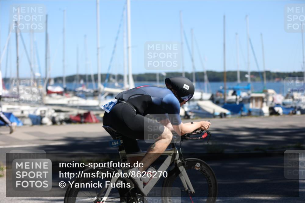17.08.2025 - KN Förde Triathlon 2025 Yannick Fuchs http://msf.ph/oto/8626270 17.08.2025 13:01:22 Radfahren 425, 428, 446, 454, 457, 473, 511, 517, 520, 524, 434, 440 meine-sportfotos.de