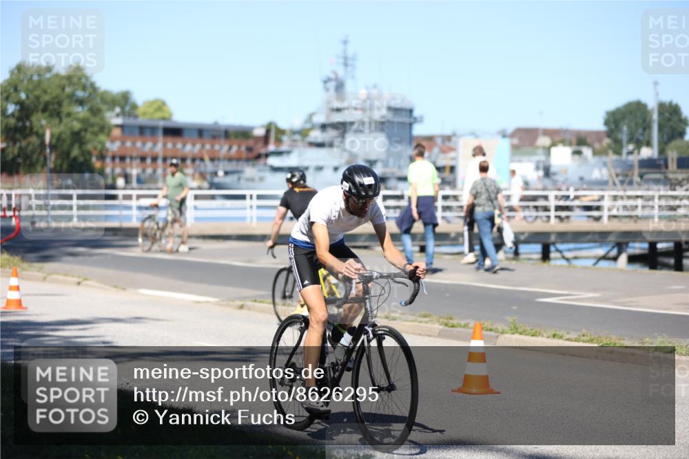 17.08.2025 - KN Förde Triathlon 2025 Yannick Fuchs http://msf.ph/oto/8626295 17.08.2025 13:01:44 Radfahren 445, 450, 456, 502, 528, 416, 437, 481 meine-sportfotos.de