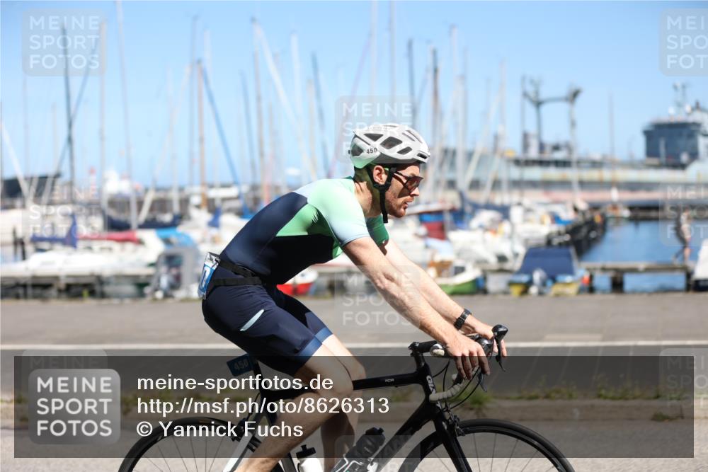 17.08.2025 - KN Förde Triathlon 2025 Yannick Fuchs http://msf.ph/oto/8626313 17.08.2025 13:01:53 Radfahren 450, 458, 502, 542, 456, 528 meine-sportfotos.de
