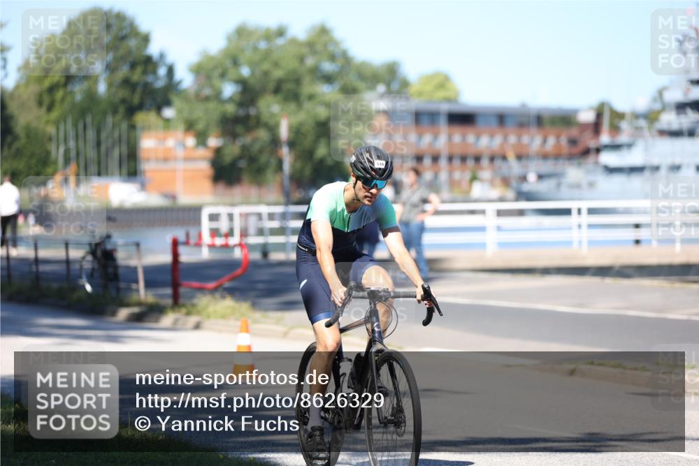 17.08.2025 - KN Förde Triathlon 2025 Yannick Fuchs http://msf.ph/oto/8626329 17.08.2025 13:02:12 Radfahren 402, 404, 418, 467, 512, 523, 546, 516, 522, 527 meine-sportfotos.de