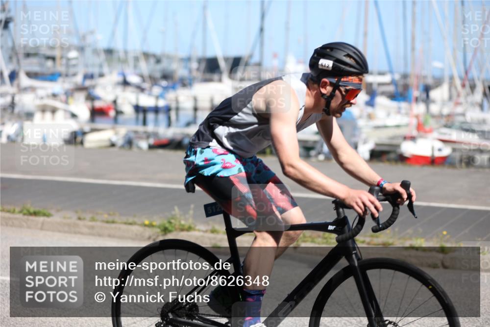 17.08.2025 - KN Förde Triathlon 2025 Yannick Fuchs http://msf.ph/oto/8626348 17.08.2025 13:02:18 Radfahren 401, 404, 460, 467, 512, 402, 404, 418, 523, 546 meine-sportfotos.de