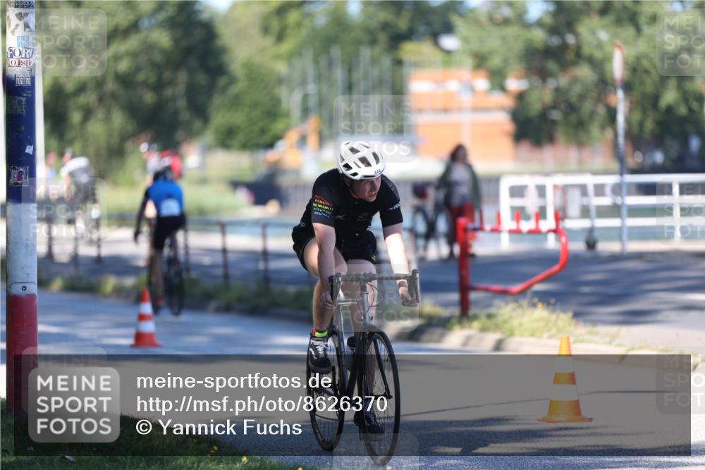 17.08.2025 - KN Förde Triathlon 2025 Yannick Fuchs http://msf.ph/oto/8626370 17.08.2025 13:02:45 Radfahren 434, 469, 484, 430 meine-sportfotos.de