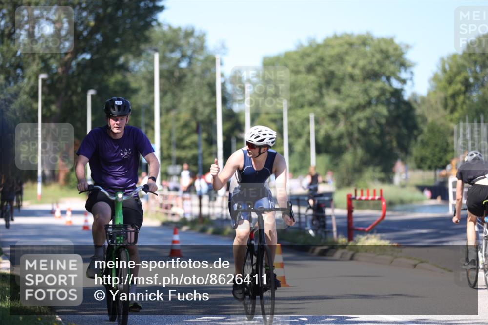 17.08.2025 - KN Förde Triathlon 2025 Yannick Fuchs http://msf.ph/oto/8626411 17.08.2025 13:03:12 Radfahren 398, 437, 448, 464, 475, 494, 514, 515, 520, 524, 549, 435, 473, 509, 517 meine-sportfotos.de